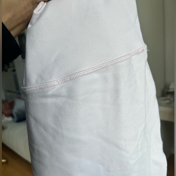 Alo Yoga 7/8 High-Rise Airbursh Legging - Picture 5 of 5